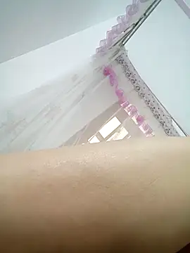 Snapshot of Buny_vera chatting on October 12, 2025, 11:59 pm Buny vera online show from October 12, 2025, 11:59 pm