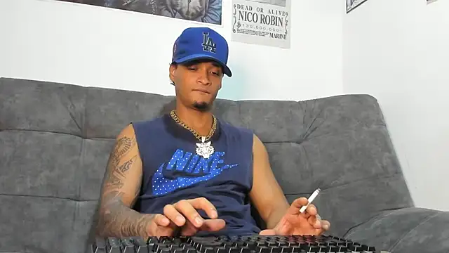  MACCARTHY TAYLOR online show from October 21, 2025, 2:34 am