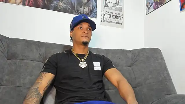  MACCARTHY TAYLOR online show from November 6, 2025, 1:17 am