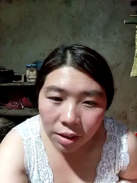 quynhkoolbae online show from November 17, 2025, 6:41 am