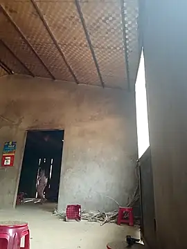 quynhkoolbae online show from April 15, 2026, 1:34 am