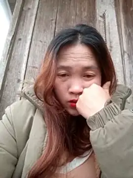 miumiu 00 online show from February 13, 2026, 10:00 am