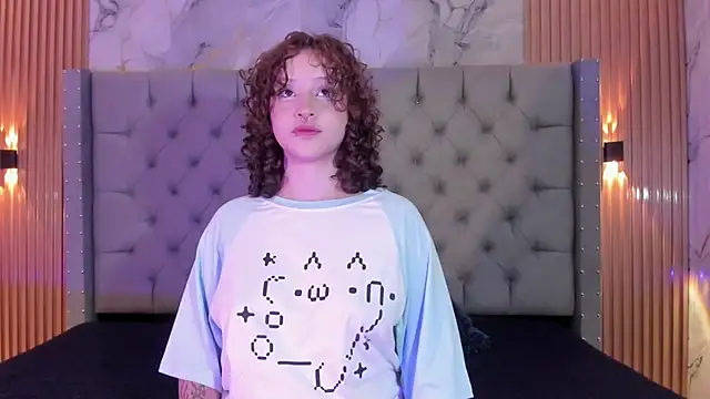 Suxan White  online show from September 10, 2025, 11:21 am