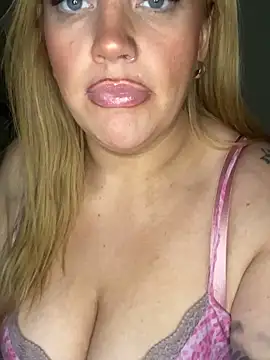 MysteriousMylaX online show from September 28, 2025, 6:46 pm