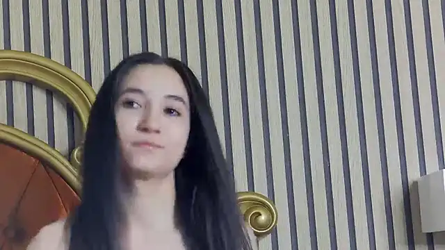 Snapshot of CarolinaBlair chatting on May 27, 2026, 5:15 am CarolinaBlair online show from May 27, 2026, 5:15 am