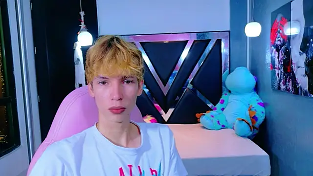 park jimin1 online show from November 10, 2025, 12:04 pm