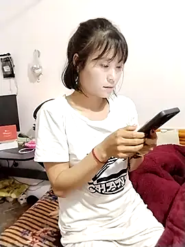 linda bae00 online show from February 19, 2026, 1:51 pm