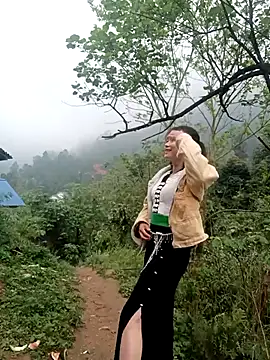 linda bae00 online show from March 11, 2026, 1:11 am