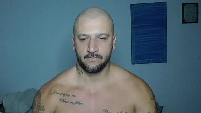 JeanCafa online show from November 12, 2025, 2:23 am