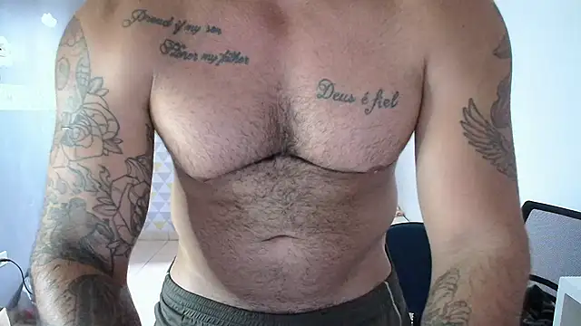 JeanCafa online show from April 10, 2026, 5:28 pm