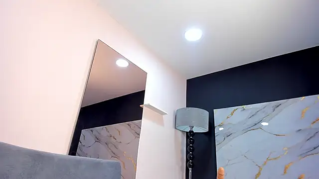 VelvetGreen online show from October 29, 2025, 1:35 pm