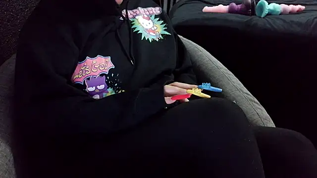 fetishslut4u online show from September 15, 2025, 4:56 am