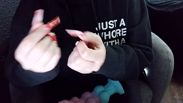 fetishslut4u online show from September 20, 2025, 9:49 pm