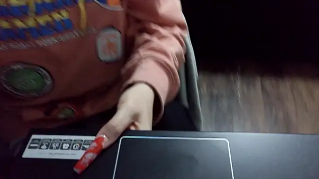 fetishslut4u online show from September 26, 2025, 2:59 am