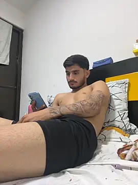 Snapshot of Nas-z09 chatting on September 11, 2025, 4:12 am Nas-z09 online show from September 11, 2025, 4:12 am