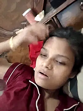 Komal0099 online show from October 16, 2025, 2:45 am