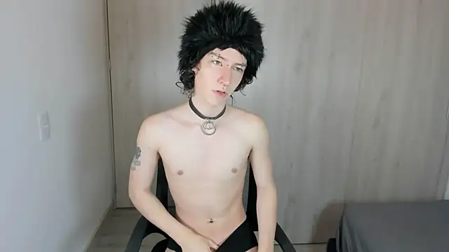 v3niceb1tch online show from November 14, 2025, 3:11 pm