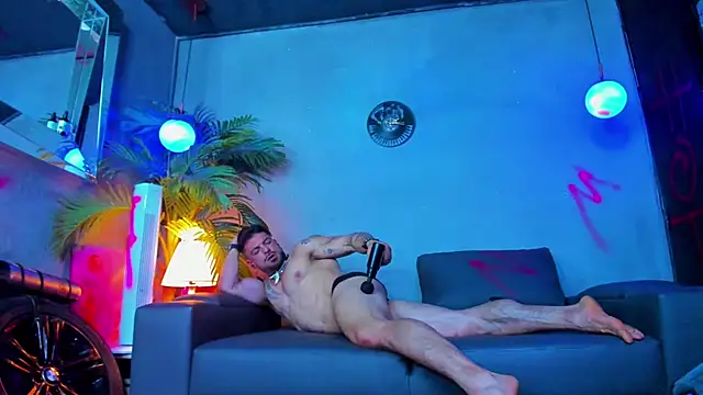 dennis cox1 online show from September 14, 2025, 7:02 pm