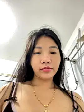 Miumieu online show from November 9, 2025, 12:31 am