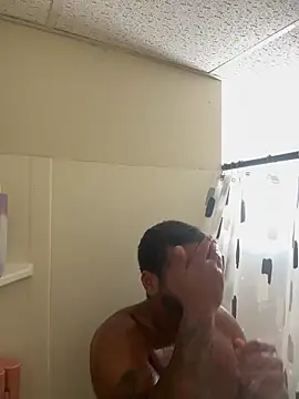 Kingstrokezxx online show from November 13, 2025, 3:49 am