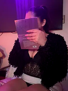 smokemilv online show from October 26, 2025, 6:08 am