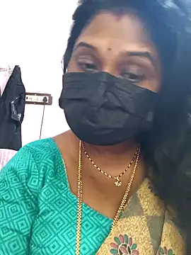 Snapshot of chaitara-reddy chatting on April 20, 2026, 10:18 am chaitara-reddy online show from April 20, 2026, 10:18 am