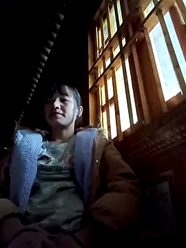 Mini3333 online show from December 2, 2025, 6:30 am