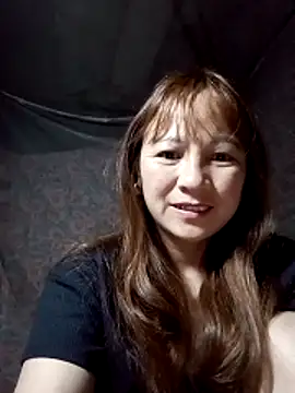 Snapshot of Mini3333 chatting on February 19, 2026, 7:43 pm Mini3333 online show from February 19, 2026, 7:43 pm