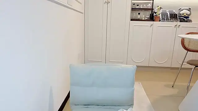 xxxjbgdrgn online show from December 18, 2025, 2:34 pm