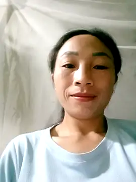 lucybaby00 online show from September 14, 2025, 9:58 pm