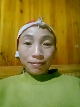 lucybaby00 online show from December 2, 2025, 10:53 am