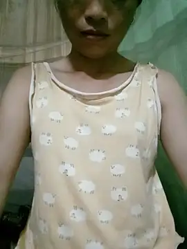 Snapshot of lucybaby00 chatting on July 2, 2026, 10:27 pm lucybaby00 online show from July 2, 2026, 10:27 pm