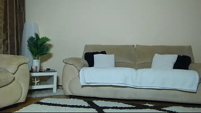 AnneSins online show from February 26, 2026, 5:28 am