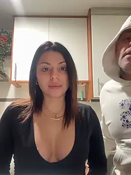 NoeliaGarcia17 online show from January 9, 2026, 11:39 pm