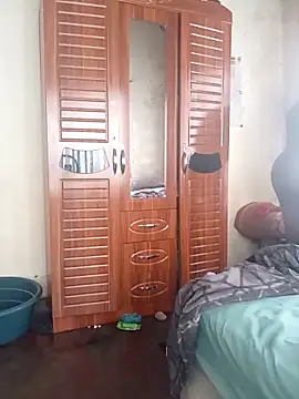 Snapshot of small_D94 chatting on February 26, 2026, 7:29 am small D94 online show from February 26, 2026, 7:29 am