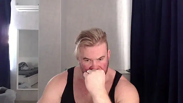 Snapshot of ThorHemsworthRU chatting on February 17, 2025, 11:55 am ThorHemsworthRU online show from February 17, 2025, 11:55 am