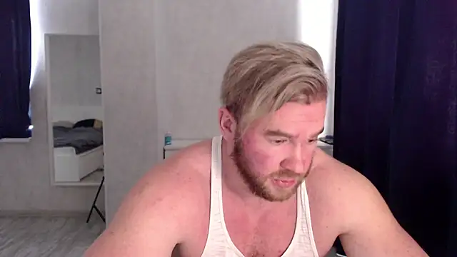 Snapshot of ThorHemsworthRU chatting on March 2, 2025, 10:45 am ThorHemsworthRU online show from March 2, 2025, 10:45 am