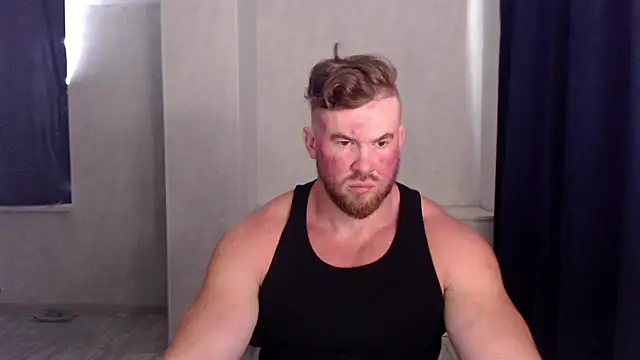 Snapshot of ThorHemsworthRU chatting on September 25, 2025, 11:58 am ThorHemsworthRU online show from September 25, 2025, 11:58 am