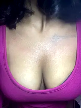 Joy Love Roxie online show from October 4, 2025, 6:06 pm