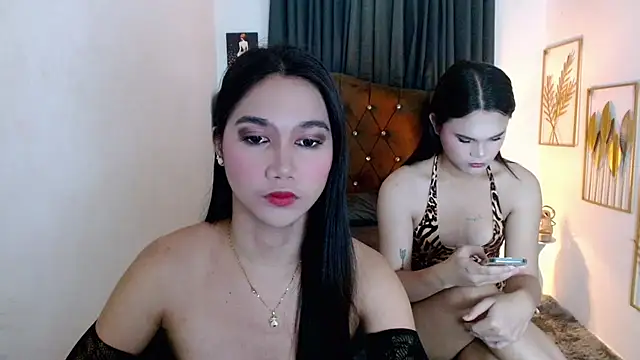 Snapshot of airyloove chatting on July 24, 2026, 10:52 pm airyloove online show from July 24, 2026, 10:52 pm