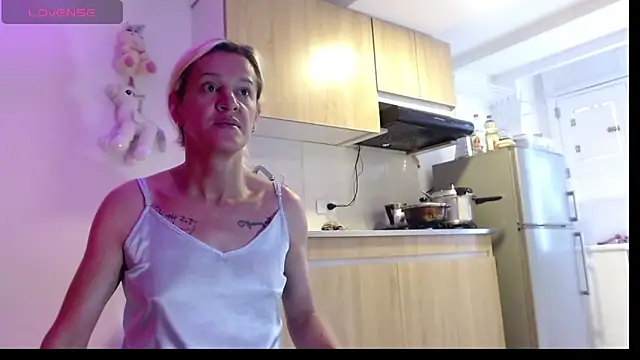 AllysonStonne online show from March 27, 2026, 7:02 pm