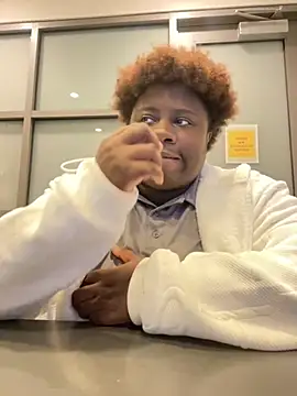 Breezylws online show from October 4, 2025, 8:12 am