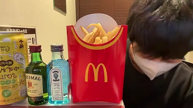 Snapshot of akkan_6868 chatting on December 1, 2025, 9:25 am akkan 6868 online show from December 1, 2025, 9:25 am