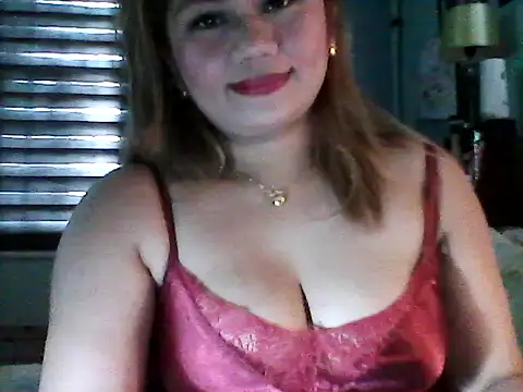 Snapshot of Miss_Heart chatting on September 19, 2025, 1:07 am Miss Heart online show from September 19, 2025, 1:07 am