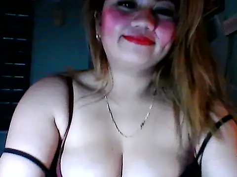 Snapshot of Miss_Heart chatting on October 5, 2025, 9:18 am Miss Heart online show from October 5, 2025, 9:18 am