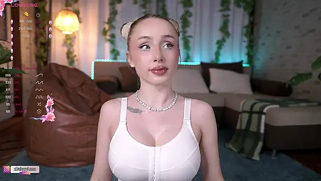 Snapshot of BabyyyLunaX chatting on June 13, 2026, 7:45 pm BabyyyLunaX online show from June 13, 2026, 7:45 pm