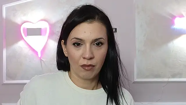 AlyaRei online show from November 9, 2025, 7:34 pm