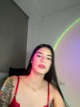 Snapshot of giasteele chatting on November 8, 2025, 1:17 am giasteele online show from November 8, 2025, 1:17 am