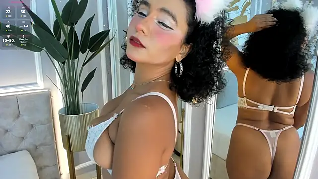 Snapshot of ellette__ chatting on November 12, 2025, 7:13 pm ellette online show from November 12, 2025, 7:13 pm