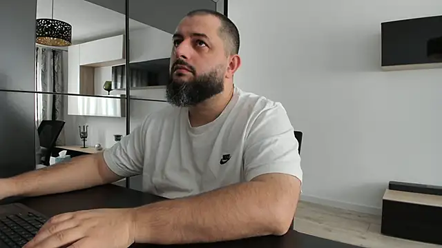 DravenPeak online show from October 27, 2025, 10:52 am